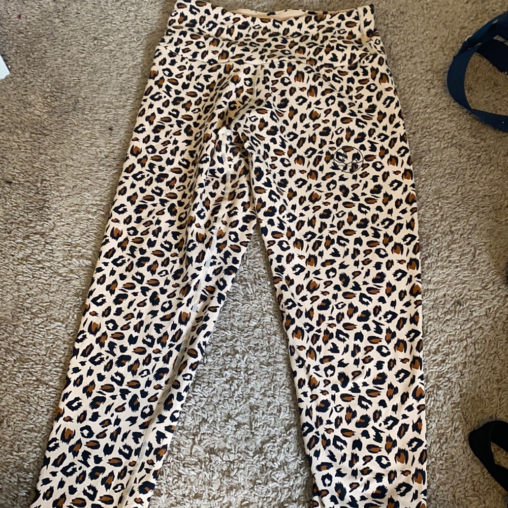 Ryderwear adapt high waisted scrunch leggings